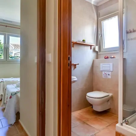 Dom wakacyjny Guzman - Bernia